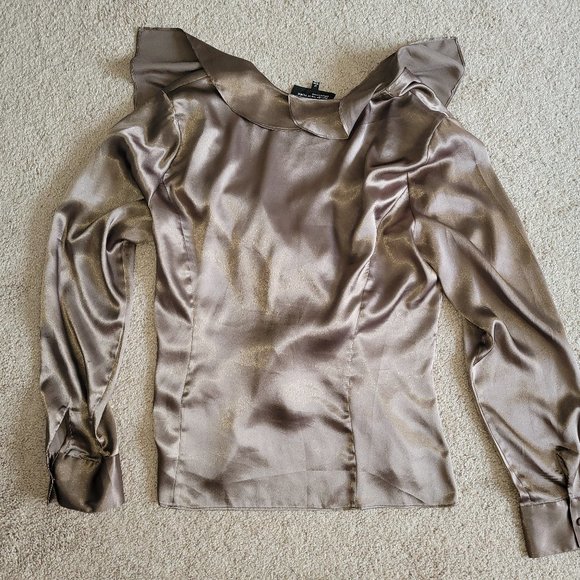 Jones NY Dressy Taupe Satin Ruffle Front Blouse 12 - Picture 2 of 6